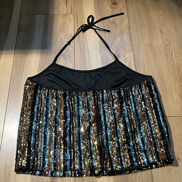 Halter neck shiny top - Picture 3 of 3